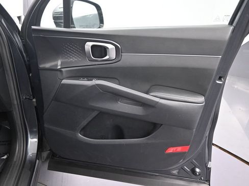 Certified 2024 Kia Sorento S FWD image 23