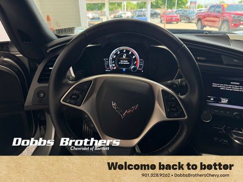 Used 2017 Chevrolet Corvette Stingray Coupe w/ Z51 1LT RWD image 20