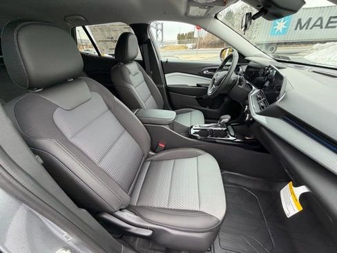 New 2026 Chevrolet Trax LT w/ Driver Confidence Package image 36