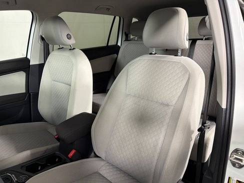 Used 2018 Volkswagen Tiguan S w/ 3rd Row Seat Package AWD/4WD image 11