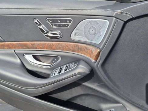 Used 2014 Mercedes-Benz S 550 Sedan image 15
