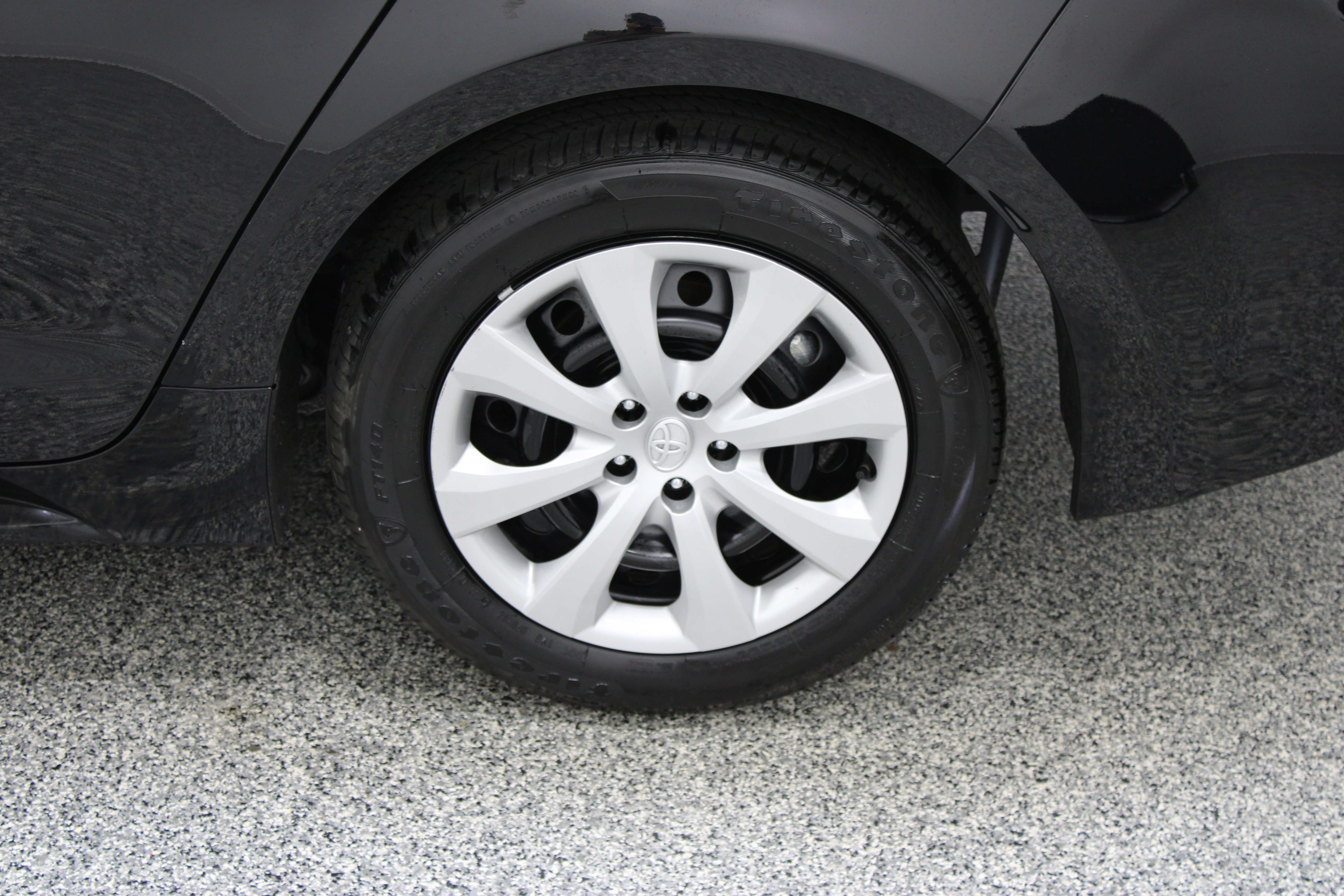 Used 2026 Toyota Corolla LE FWD image 10