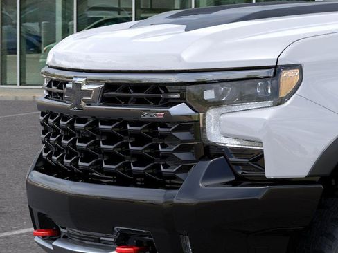 New 2026 Chevrolet Silverado 1500 ZR2 image 15