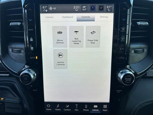 Used 2023 RAM 3500 Limited image 25