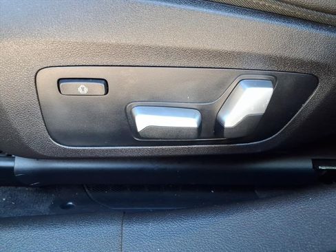 Used 2021 BMW 330i Sedan image 15