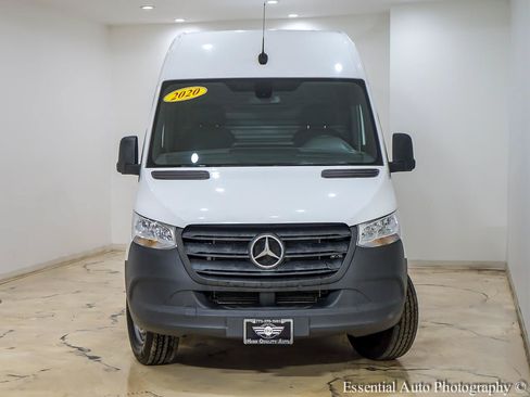 Used 2020 Mercedes-Benz Sprinter 2500 w/ Driver Convenience Package image 4