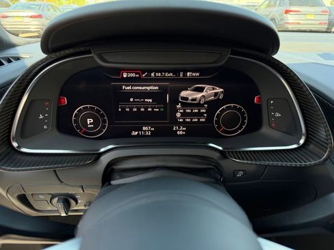 Used 2017 Audi R8 V10 plus AWD/4WD image 18