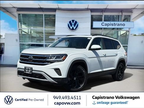 Certified 2023 Volkswagen Atlas SE w/ Panoramic Sunroof Package FWD image 1