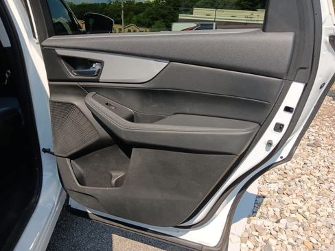 Used 2023 Acura MDX SH-AWD image 35