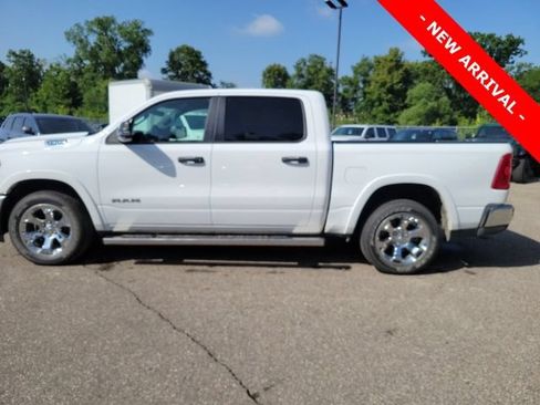 Used 2025 RAM 1500 Big Horn AWD/4WD image 6