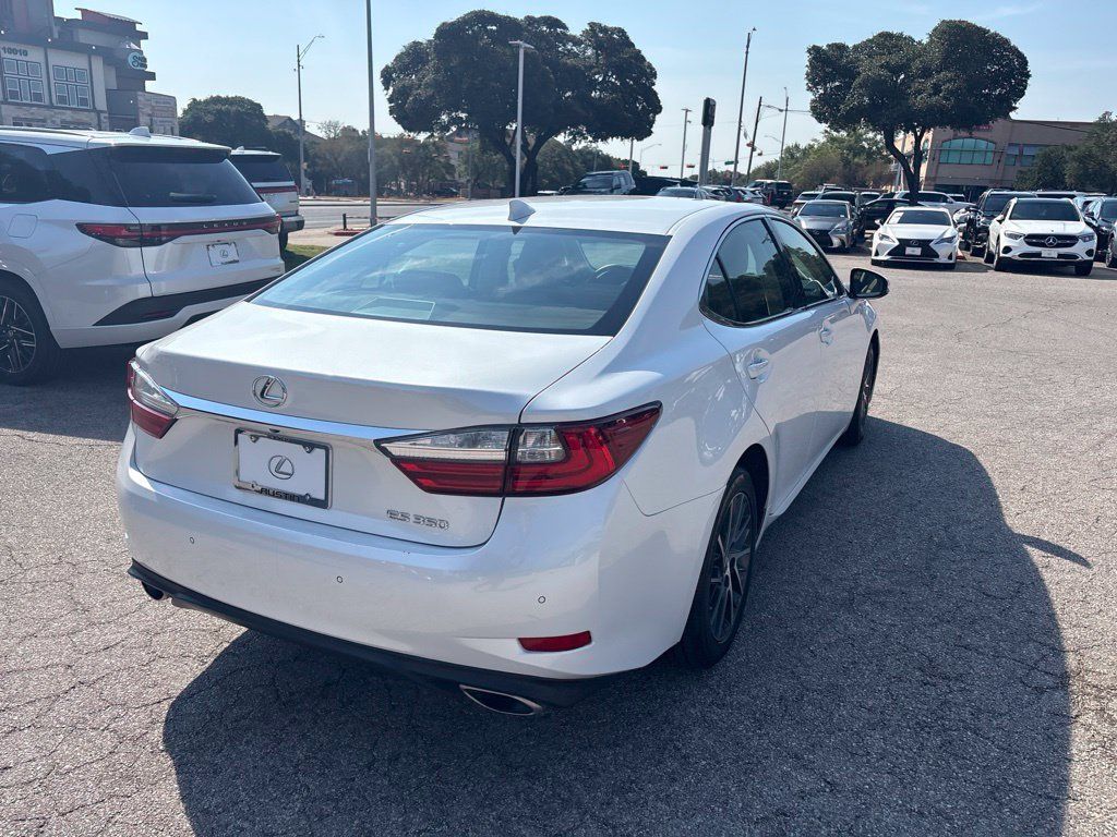 Used 2016 Lexus ES 350 w/ Luxury Package w/Wood Trim FWD image 5