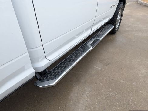 Used 2022 RAM 2500 Big Horn AWD/4WD image 30