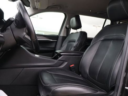 Used 2022 Jeep Grand Cherokee L Limited RWD image 11