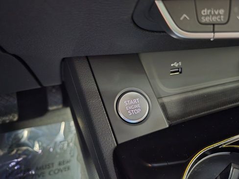 Used 2022 Audi A4 2.0T Premium image 18