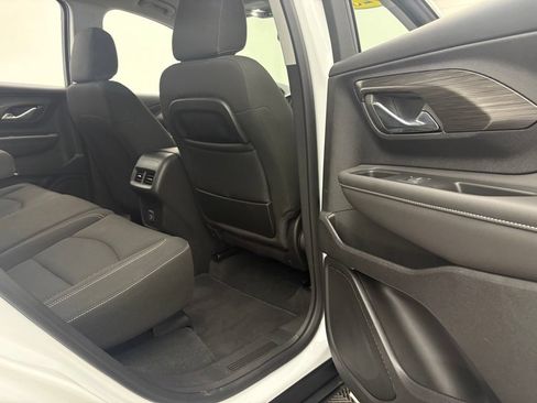 Used 2023 GMC Terrain SLE w/ Driver Convenience Package FWD image 32