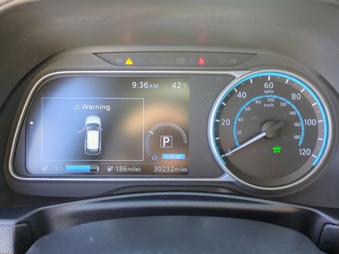 Used 2023 Nissan Leaf SV Plus image 21