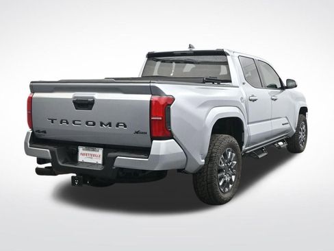 Used 2025 Toyota Tacoma SR5 image 6