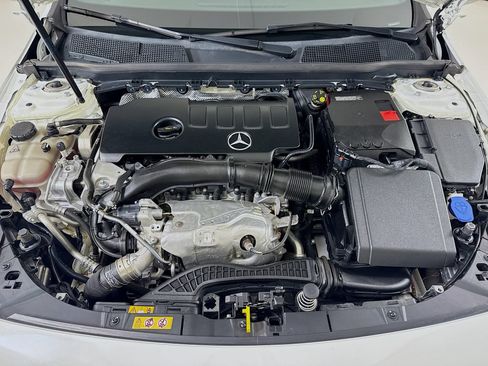 Certified 2022 Mercedes-Benz CLA 250 image 31