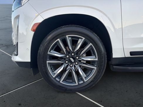 Used 2021 Cadillac Escalade ESV Sport image 14