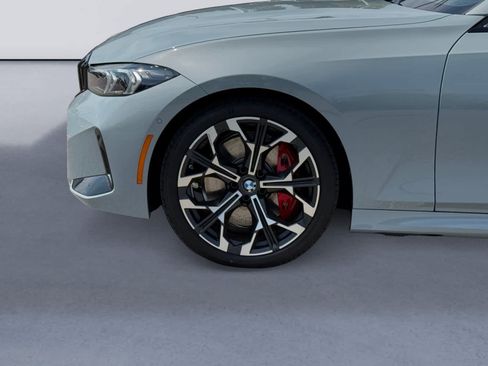 New 2026 BMW 330i xDrive Sedan w/ M Sport Package AWD/4WD image 9