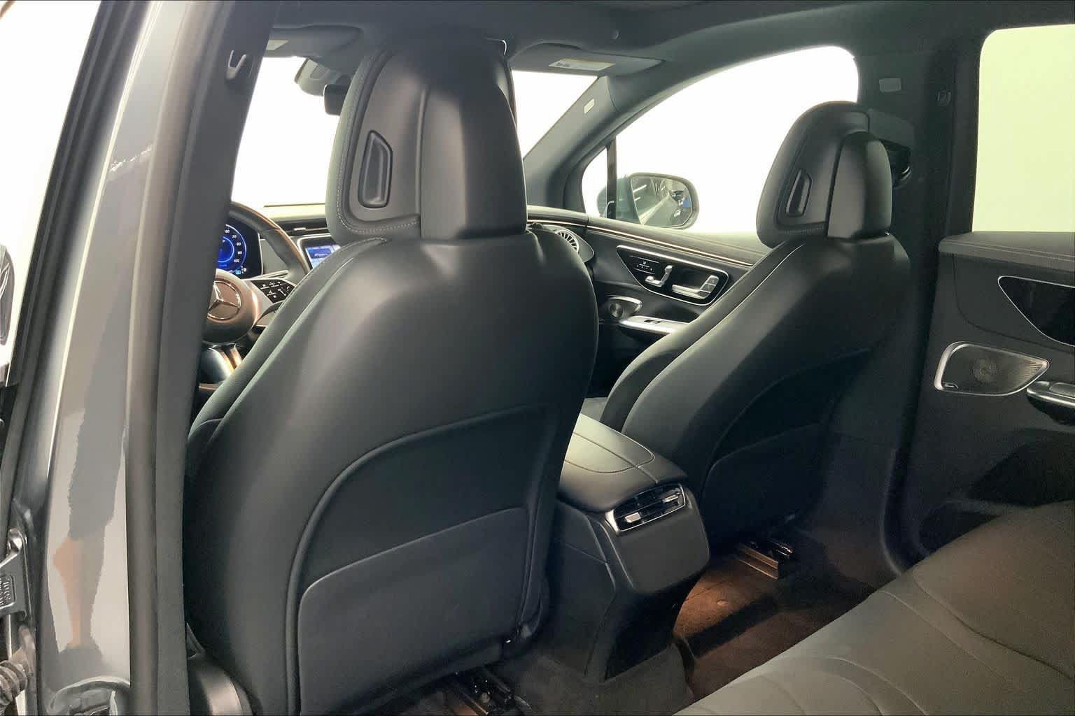 Certified 2023 Mercedes-Benz EQE 350+ SUV image 17