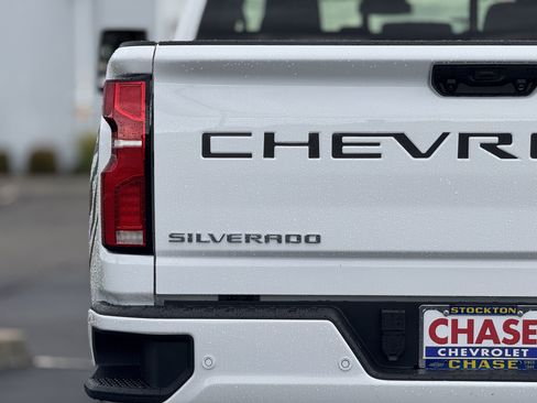 New 2025 Chevrolet Silverado 2500 LT w/ Z71 Chrome Sport Edition image 7