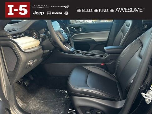 New 2026 Jeep Compass Limited image 11