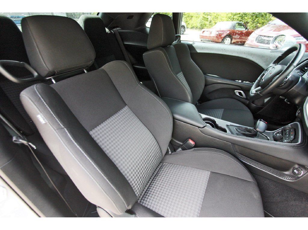 Used 2021 Dodge Challenger R/T Scat Pack RWD image 9