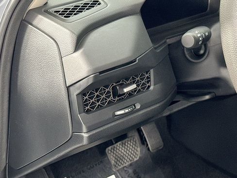 Certified 2025 Honda Accord SE image 15