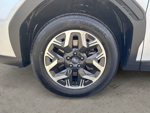 Certified 2025 Subaru Forester Premium AWD/4WD image 14