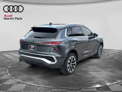 New 2026 Audi Q3 quattro 2.0T AWD/4WD image 7