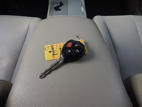 Used 2009 Toyota Camry LE image 25