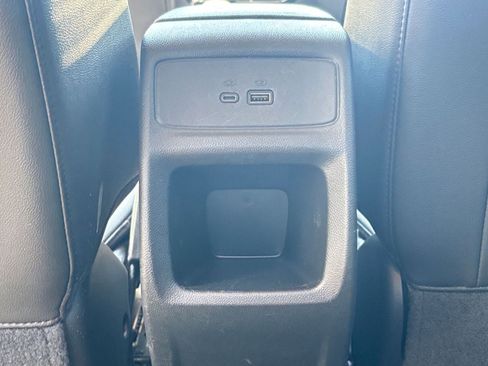 Used 2025 Chevrolet Trax LT image 23