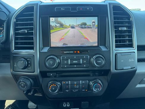 Used 2017 Ford F150 XLT w/ Equipment Group 302A Luxury AWD/4WD image 27
