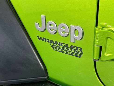 Used 2019 Jeep Wrangler Unlimited Sport S AWD/4WD image 28