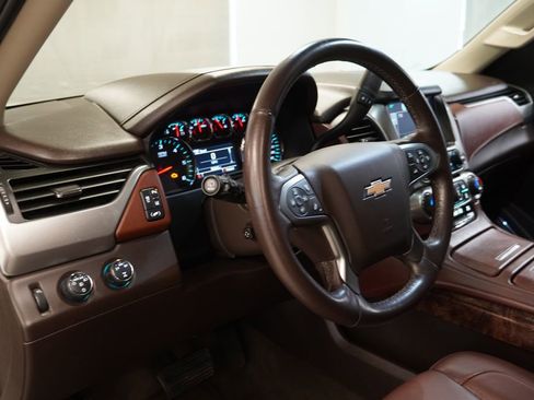 Used 2015 Chevrolet Tahoe LTZ AWD/4WD image 7