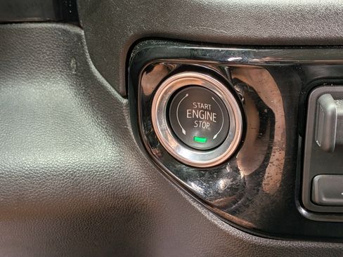 Used 2026 Chevrolet Silverado 1500 LT AWD/4WD image 28