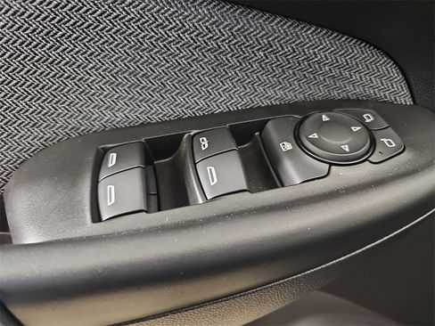 Certified 2023 Chevrolet TrailBlazer LT w/ Convenience Package image 34