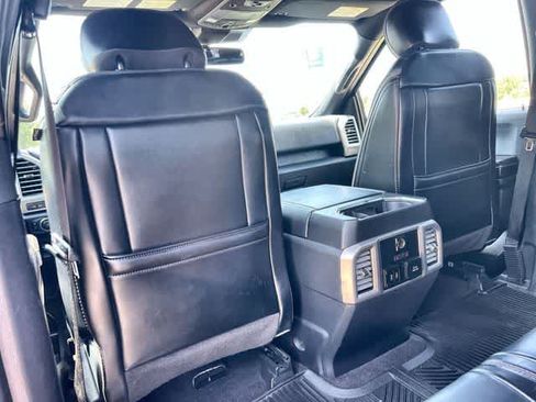 Used 2019 Ford F150 Platinum w/ Equipment Group 701A Luxury AWD/4WD image 13