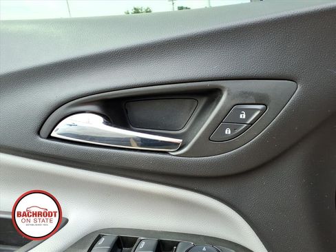 Used 2024 Chevrolet Equinox LS w/ Driver Confidence II Package FWD image 15