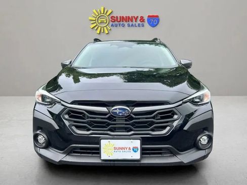 Used 2024 Subaru Crosstrek 2.0i Premium AWD/4WD image 3