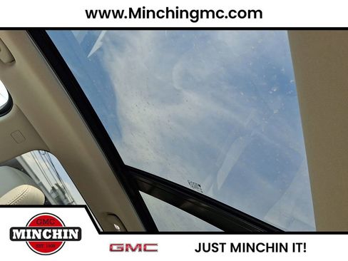 Used 2022 GMC Terrain Denali AWD/4WD image 12