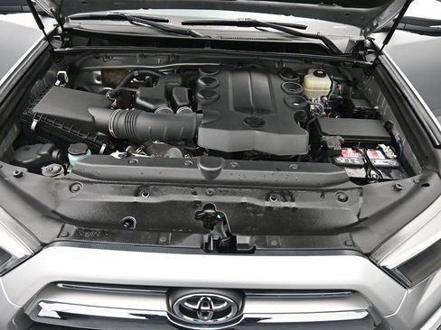 Used 2022 Toyota 4Runner Limited image 14
