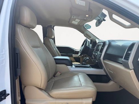 Used 2017 Ford F150 Lariat AWD/4WD image 10