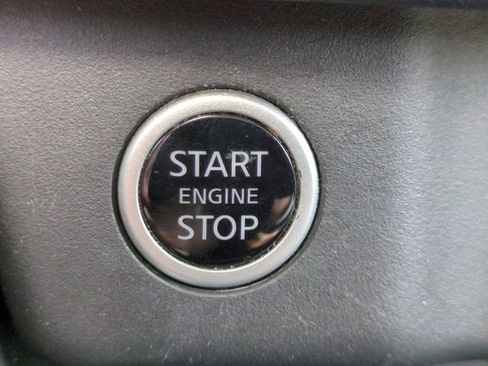 Used 2021 Nissan Rogue SL FWD image 34