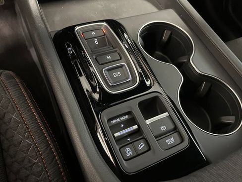 New 2025 Honda Pilot Sport image 17