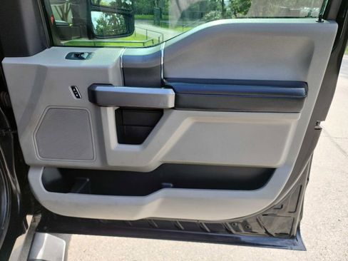 Used 2020 Ford F350 XLT w/ XLT Premium Package AWD/4WD image 36