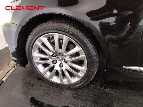 Used 2017 Lexus LS 460 w/ Comfort Package image 50