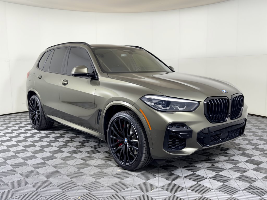 Used 2022 BMW X5 M50i AWD/4WD image 8