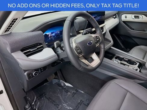 New 2026 Ford Explorer Active w/ Active Comfort Package image 9